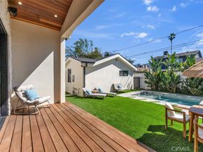 11956 Collins Street, Valley Village CA 91607