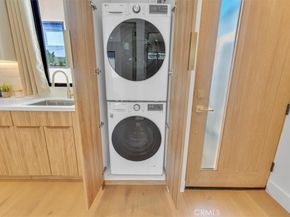 11956 Collins Street, Valley Village CA 91607