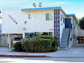 11100 Camarillo Street, West Toluca Lake CA 91602