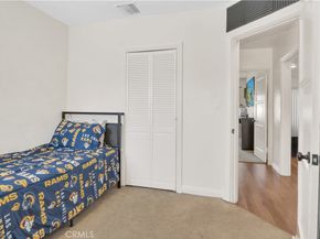 1343 N Whitnall Hwy, Burbank CA 91505