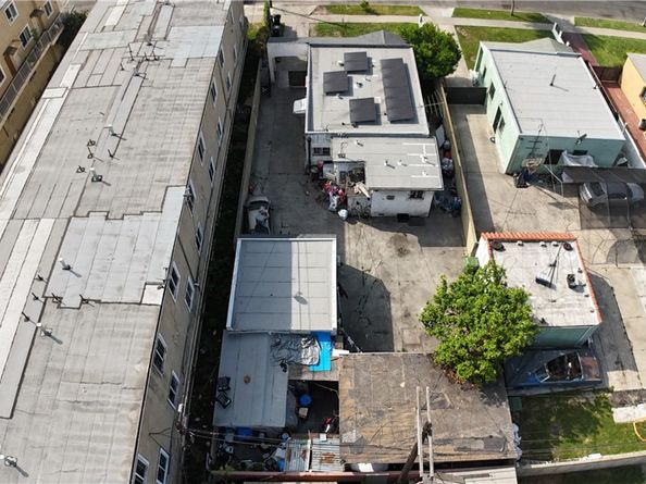 443 E 95th, Los Angeles CA 90003