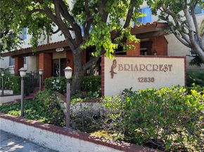 12830 Burbank, Valley Village CA 91607