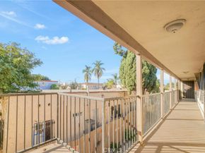 1922 Locust Avenue, Long Beach CA 90806