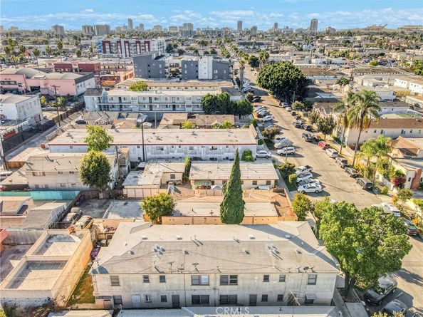 1922 Locust Avenue, Long Beach CA 90806