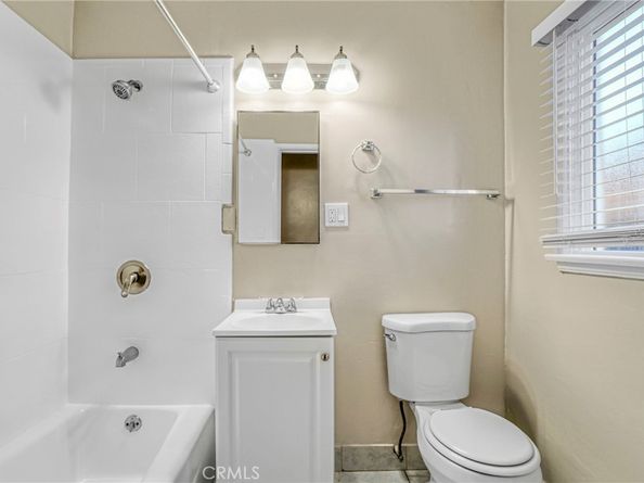 1922 Locust Avenue, Long Beach CA 90806