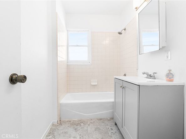 1242 W 134th Street, Compton CA 90222