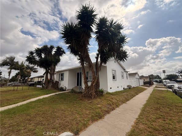 1242 W 134th Street, Compton CA 90222