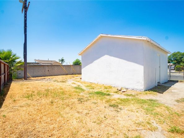1242 W 134th Street, Compton CA 90222