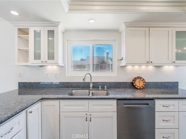 2719 Grant Avenue C, Redondo Beach CA 90278