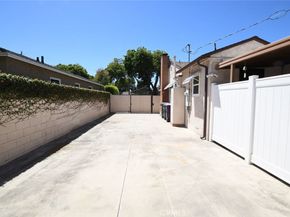 1848 Elmfield Avenue, Long Beach CA 90815
