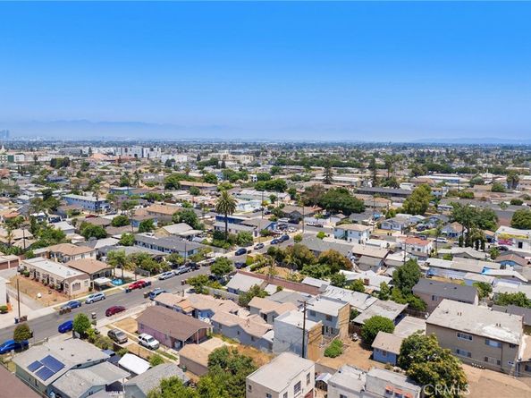 1220 91st Street, Los Angeles CA 90044