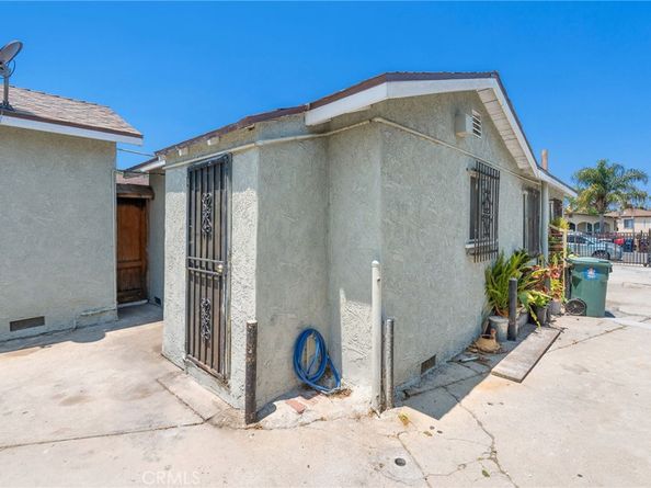 1220 91st Street, Los Angeles CA 90044