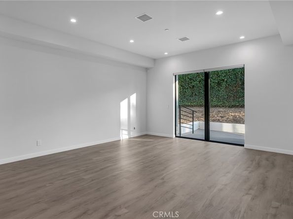 5196 Orange Place, Los Angeles CA 90008