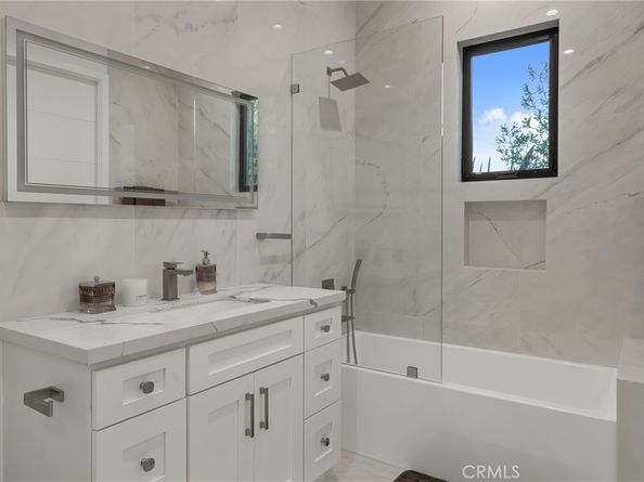 5196 Orange Place, Los Angeles CA 90008