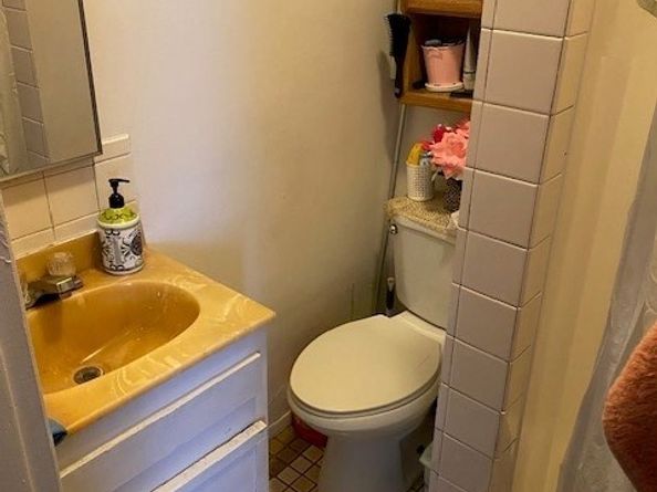 1850 W 11th, Los Angeles CA 90006