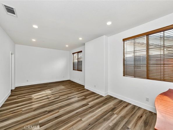 24005 Los Codona, Torrance CA 90505