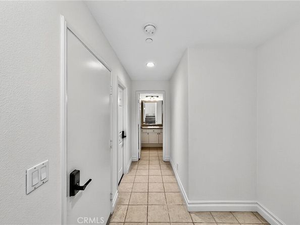 24005 Los Codona, Torrance CA 90505