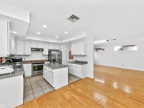 24005 Los Codona, Torrance CA 90505