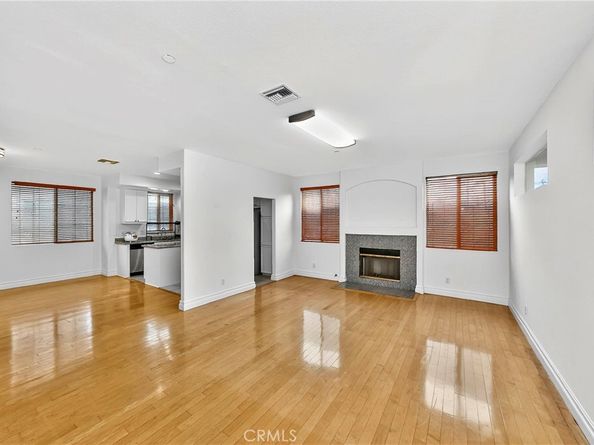 24005 Los Codona, Torrance CA 90505