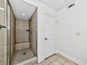 24005 Los Codona, Torrance CA 90505