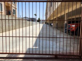 15116 S RAYMOND Avenue 104, Gardena CA 90247