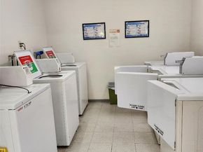 15116 S RAYMOND Avenue 104, Gardena CA 90247