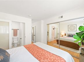 2500 Abbot Kinney Boulevard 5, Venice CA 90291