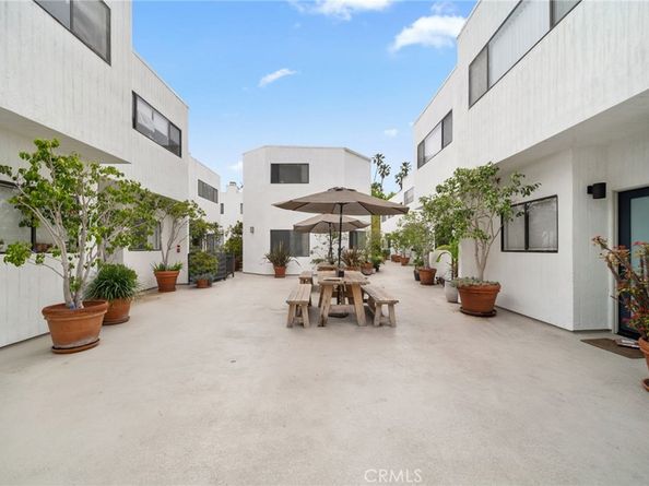 2500 Abbot Kinney Boulevard 5, Venice CA 90291