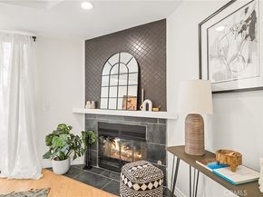 2500 Abbot Kinney Boulevard 5, Venice CA 90291