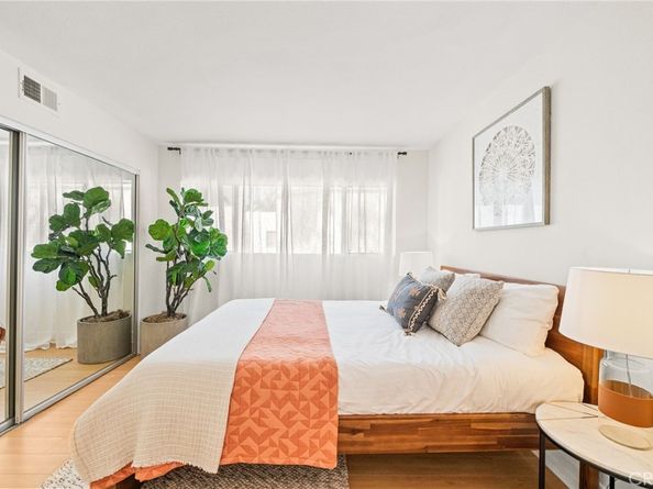 2500 Abbot Kinney Boulevard 5, Venice CA 90291