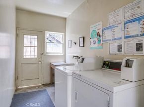 219 Esperanza Ave #7, Long Beach CA 90802