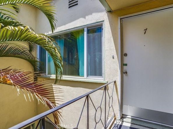 219 Esperanza Ave #7, Long Beach CA 90802