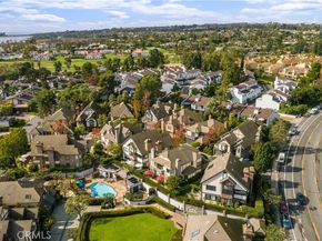 7373 Alicante, Carlsbad CA 92009