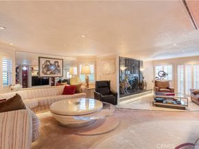 7373 Alicante, Carlsbad CA 92009