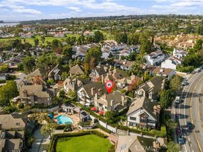 7373 Alicante, Carlsbad CA 92009