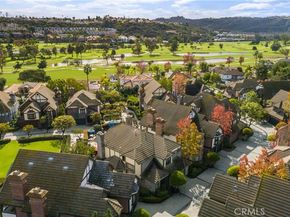 7373 Alicante, Carlsbad CA 92009