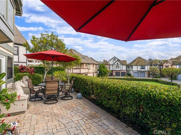 7373 Alicante, Carlsbad CA 92009