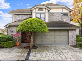 7373 Alicante, Carlsbad CA 92009