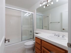 3 Longbourn Aisle, Irvine CA 92603