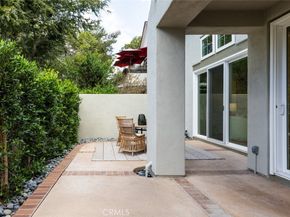 3 Longbourn Aisle, Irvine CA 92603