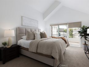 3 Longbourn Aisle, Irvine CA 92603