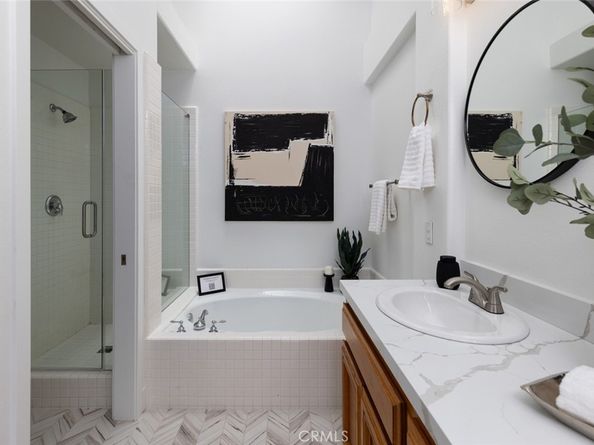 3 Longbourn Aisle, Irvine CA 92603