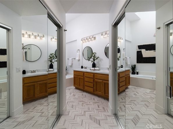 3 Longbourn Aisle, Irvine CA 92603