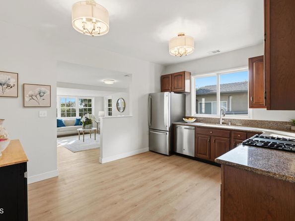 274 274 1/2 W Laurel Avenue, Sierra Madre CA 91024