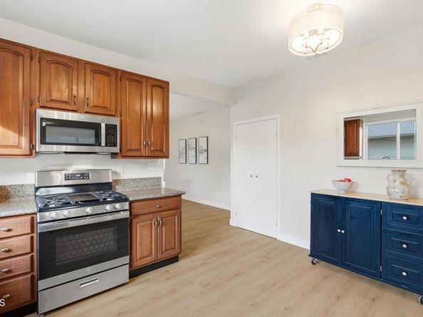 274 274 1/2 W Laurel Avenue, Sierra Madre CA 91024