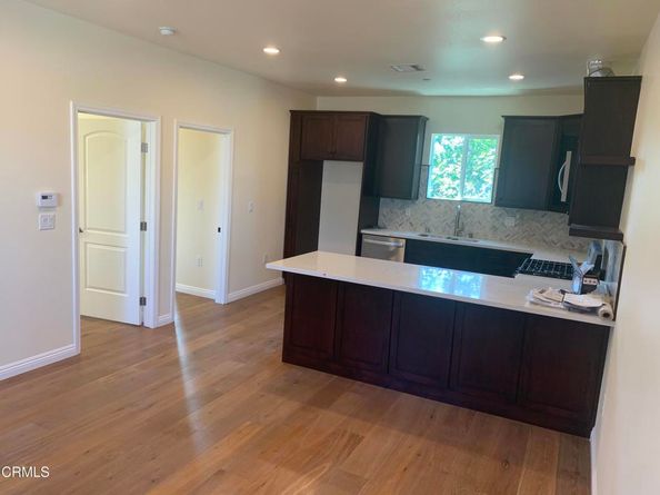 2822 Buckingham Road, Los Angeles CA 90016