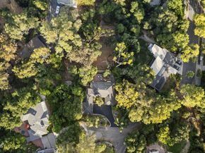 1556 Scenic Drive, Pasadena CA 91103