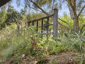 1556 Scenic Drive, Pasadena CA 91103