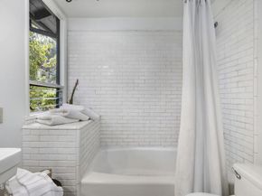 1556 Scenic Drive, Pasadena CA 91103