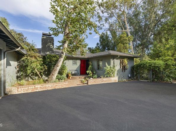 1556 Scenic Drive, Pasadena CA 91103